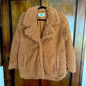 BB Dakota Steve Madden All the Snuggles Camel Teddy Jacket